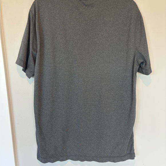Vuori Heather Gray Short Sleeve Tee Medium - Picture 2 of 5
